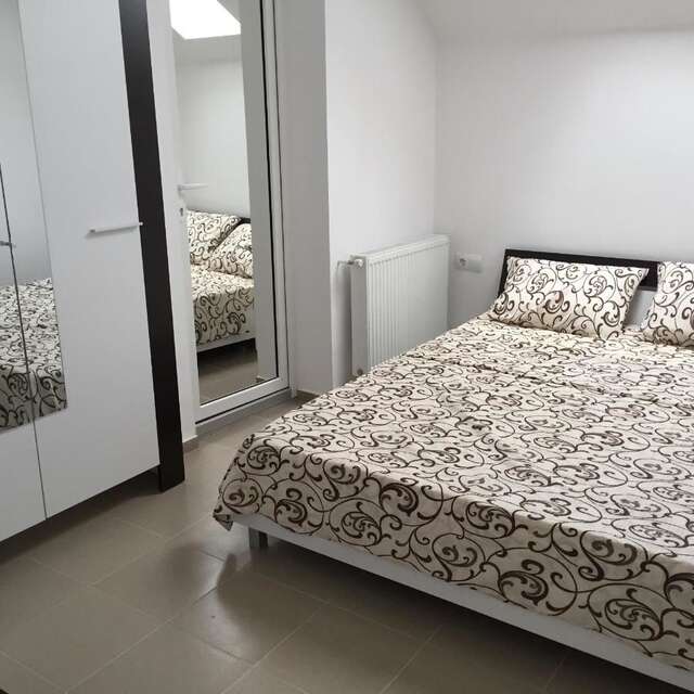 Отели типа «постель и завтрак» Royal 60 Oşorheiu-21